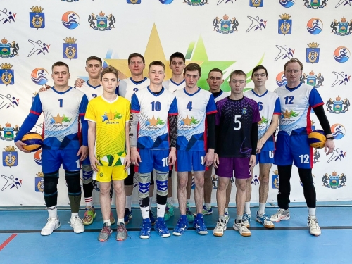 В СШ № 2 ТМР прошли игры клубного чемпионата Тюменской области по волейболу
